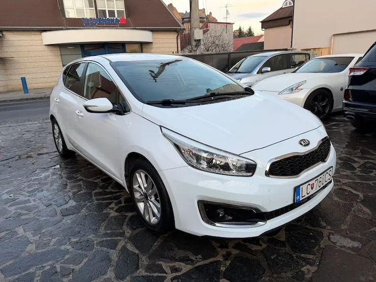 KIA Ceed Hatchback 1.6 99 kW manuál