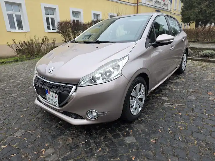 Peugeot 208 1.6 Hdi