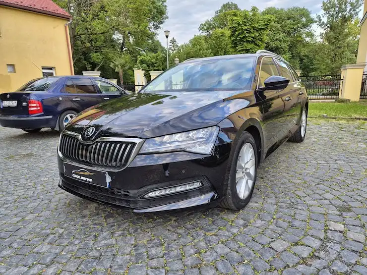Škoda Superb Combi 2.0 TDI SCR Ambition DSG