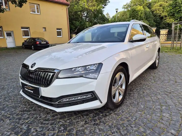 Škoda Superb Combi IV 1.4 TSI PHEV - PLUG IN HYBRID