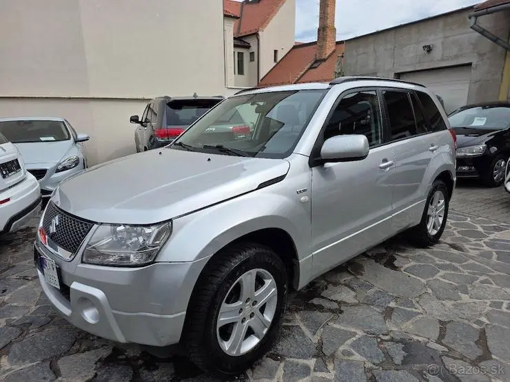 Suzuki Grand Vitara 1.9 DDiS JLX-ES 95kW 129k M5