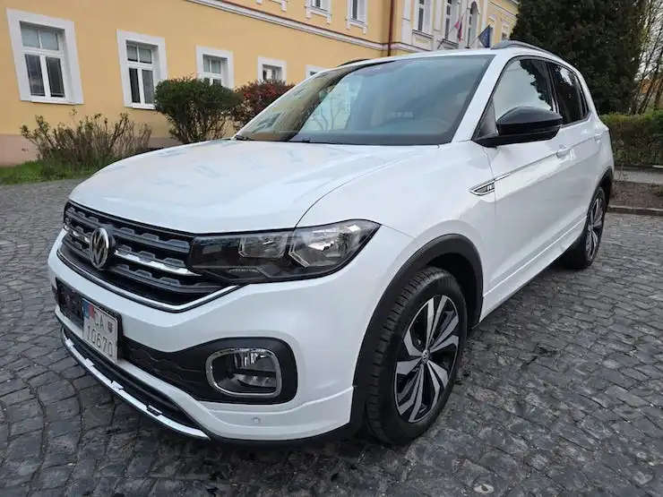 Volkswagen T-Cross R-Line 1.0 TSI_31.000 km